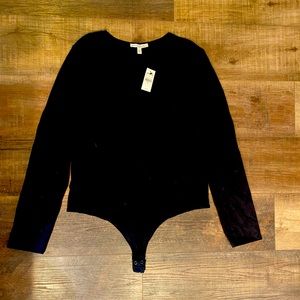 Nwt Express low cut bodysuit